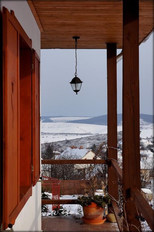 Kaláris Vendégház Hollókő Esterno foto